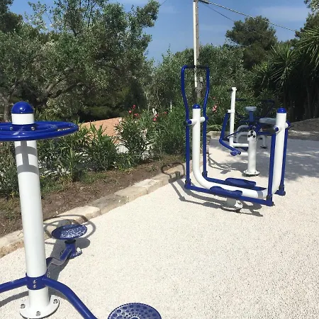 Viestemare & Parque de vacaciones 4*