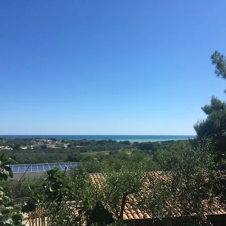 Parque de vacaciones Viestemare & 4*